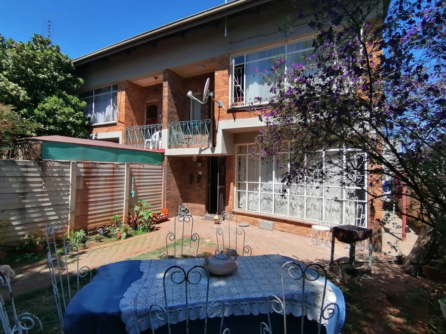 2 Bedroom Property for Sale in Wilkoppies North West